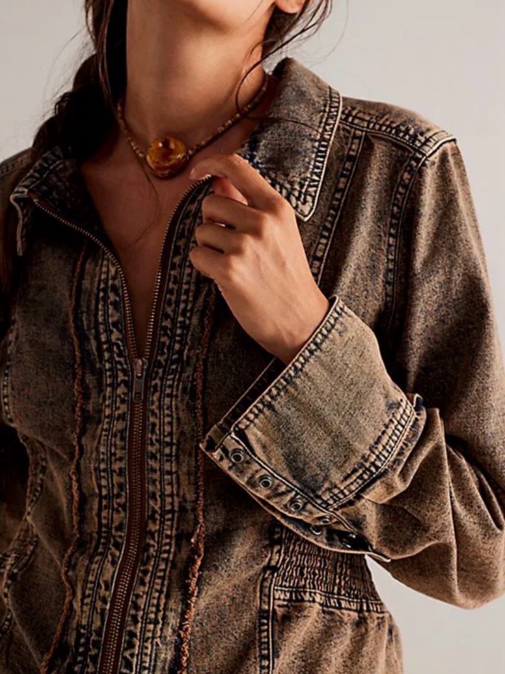 Free People We The Free Zip It Up Denim Jacket Acid Wash Distressed Large - Picture 2 of 11